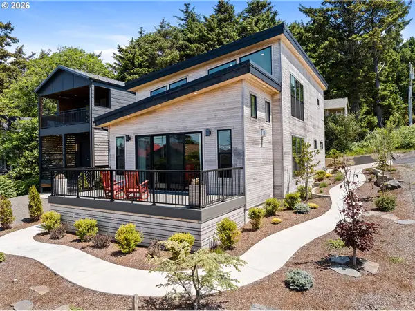 2887 S Hemlock St, CannonBeach, OR 97110