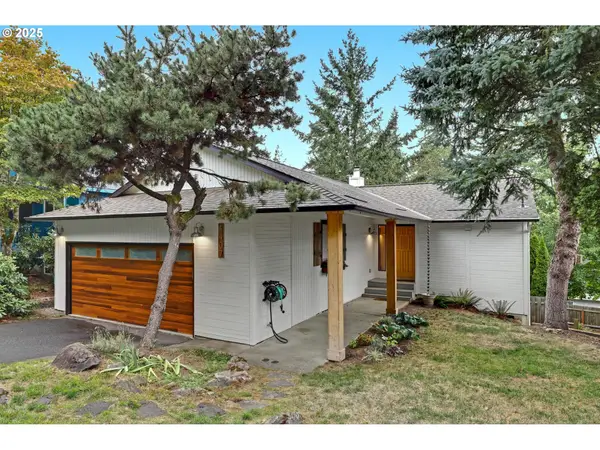 4407 SW Stephenson St, Portland, OR 97219