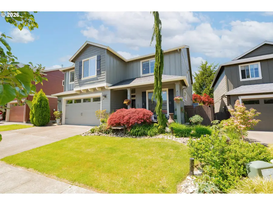 409 N 43rd Ct, Ridgefield, WA 98642 - #2