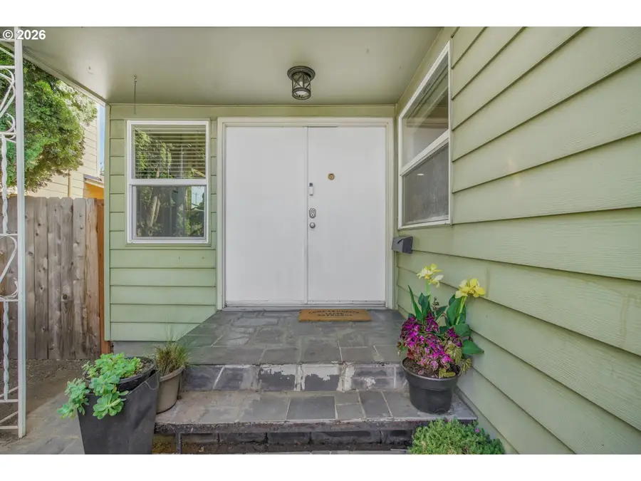 7927 N Edison St, Portland, OR 97203 - #3