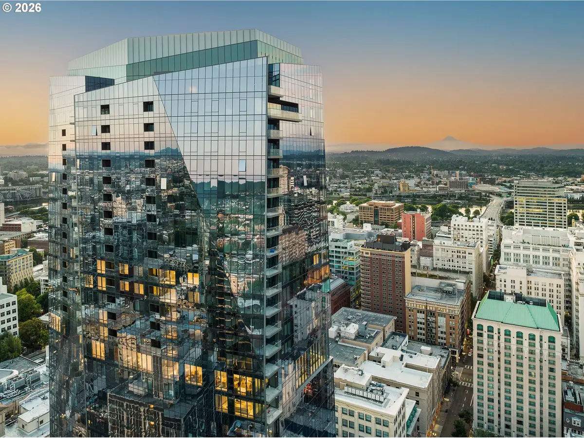 550 SW 10th Ave #2906, Portland, OR 97205 - #1