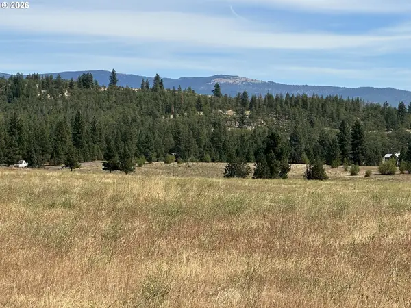 Bronco Way, Goldendale, WA 98620