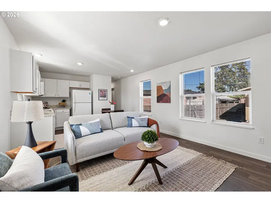 1085 W 1st Ave #K, Junction City, OR 97448 - #3