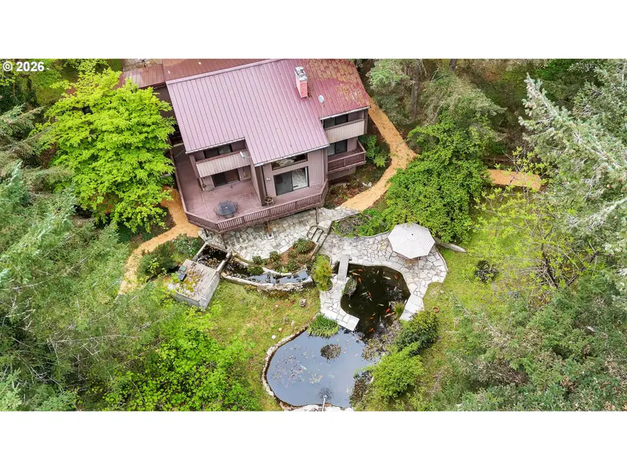 89879 Sheffler Rd, Elmira, OR 97437 - #3