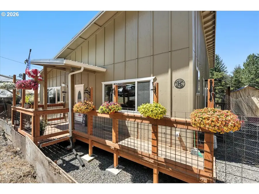 34155 SE Moss Hill Rd, Estacada, OR 97023 - #3