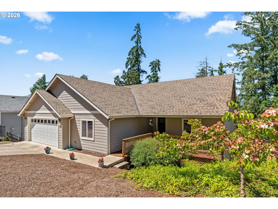 7260 Glacier Dr, Springfield, OR 97478 - #2