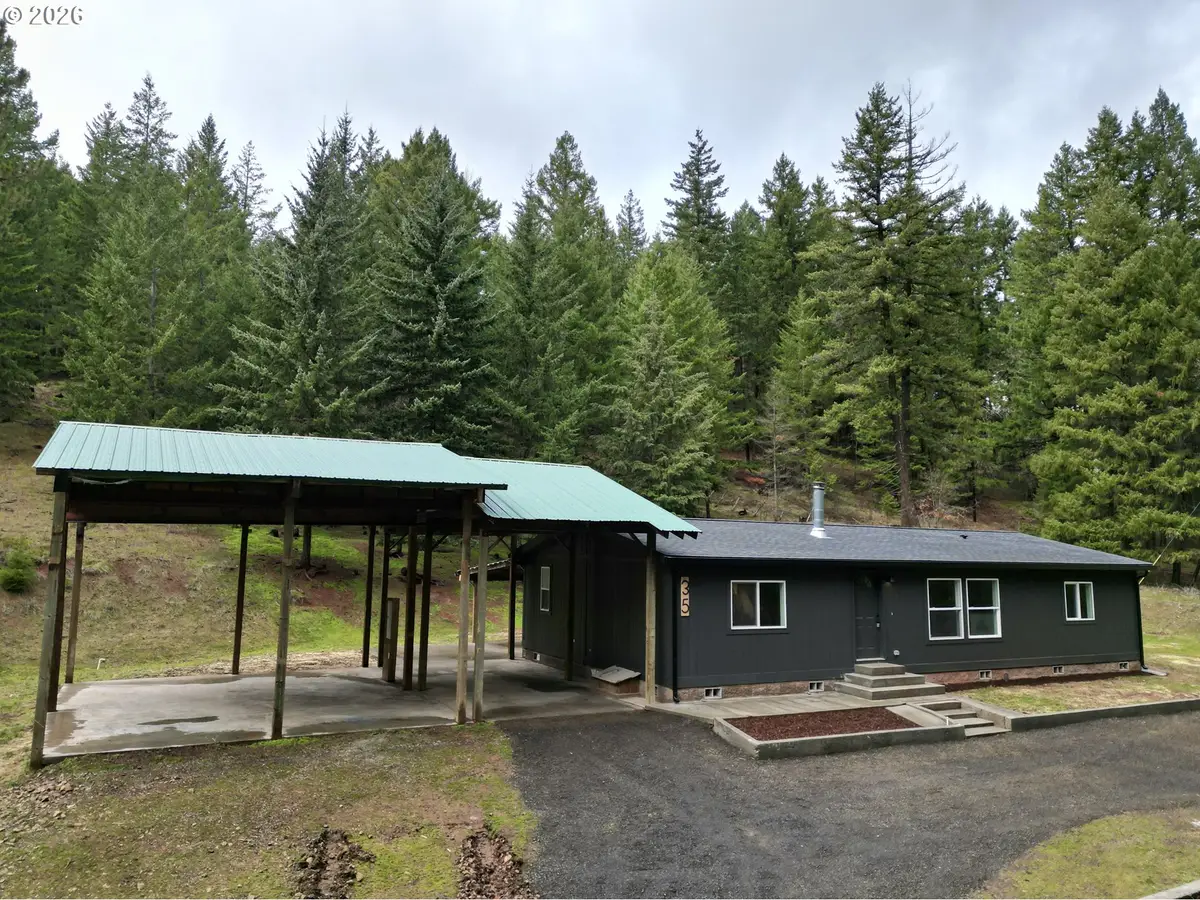 35 Thompson, Goldendale, WA 98620 - #1
