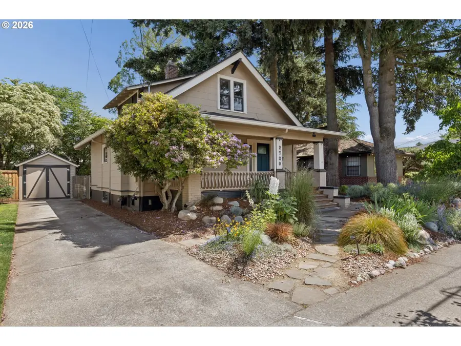 2720 SE 66th Ave, Portland, OR 97206 - #2