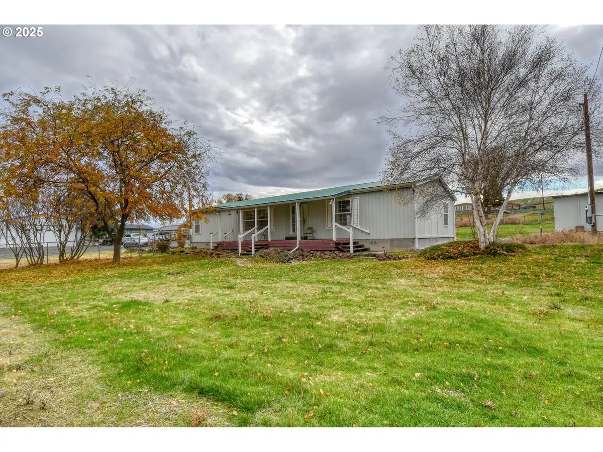 73306 SE 54th St, Pendleton, OR 97801 - Image #1