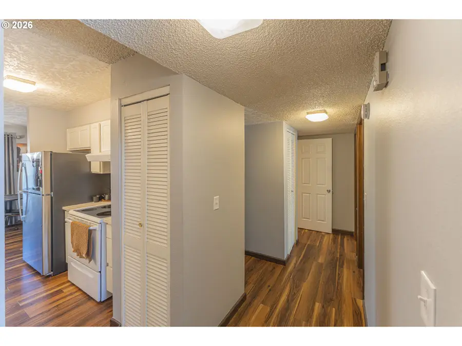3383 NE 162nd Ave, Portland, OR 97230 - #3