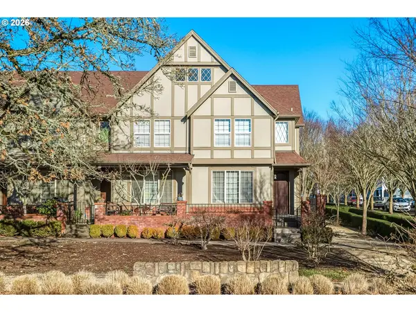 28811 SW Costa Cir, Wilsonville, OR 97070