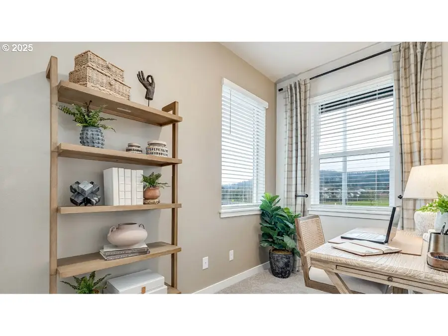 3752 SW Eleven Mile Ave, Gresham, OR 97080 - #3