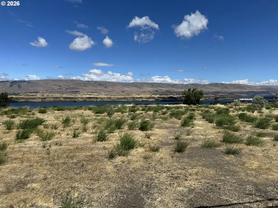 E 9th, The Dalles, OR 97058 - #2