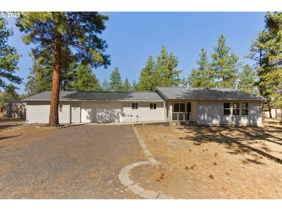 70127 Appaloosa Dr, Sisters, OR 97759 - Image #2