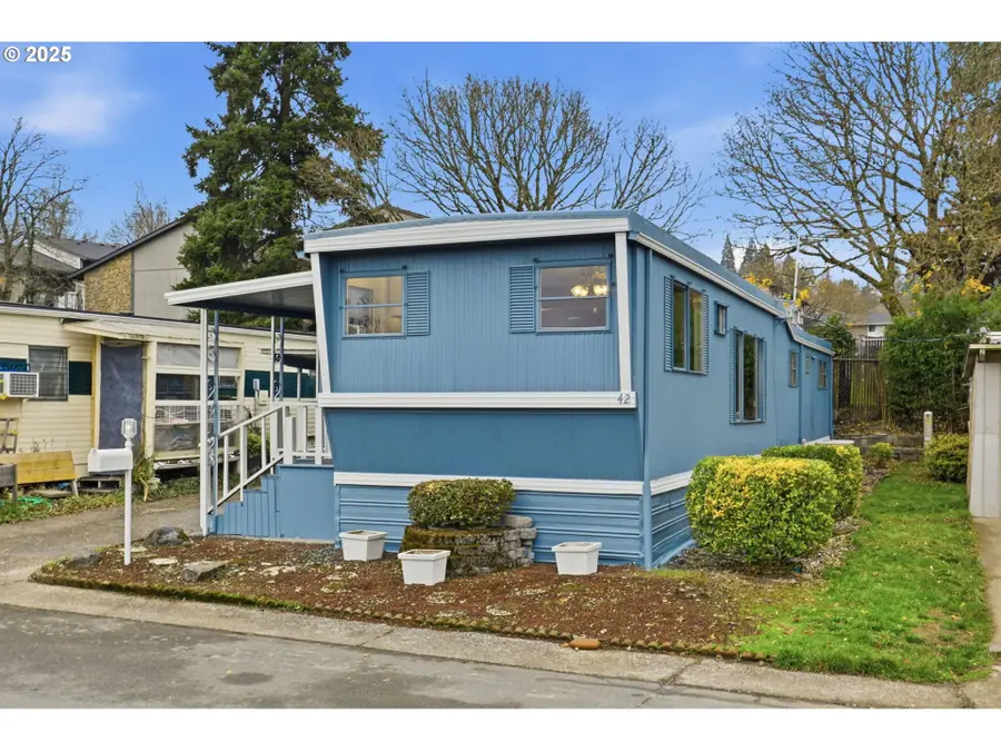 4424 SE Roethe Rd #42, Milwaukie, OR 97267 - Image #2