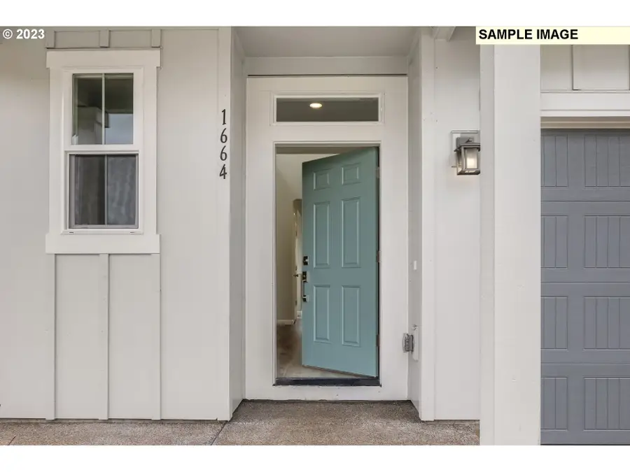 1192 Clemson, Woodburn, OR 97071 - #2