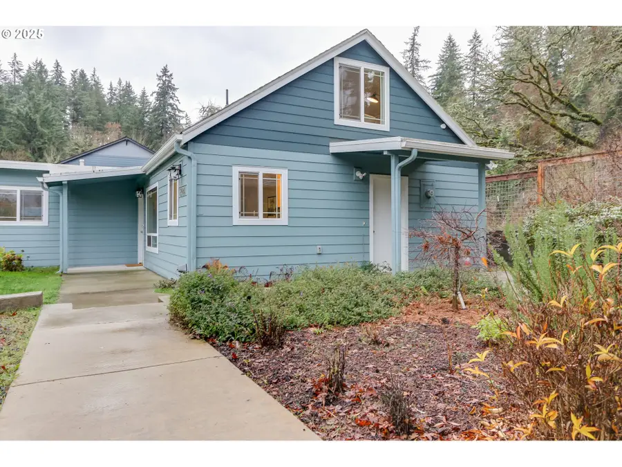 2984 Floral Hill Dr, Eugene, OR 97403 - Image #3