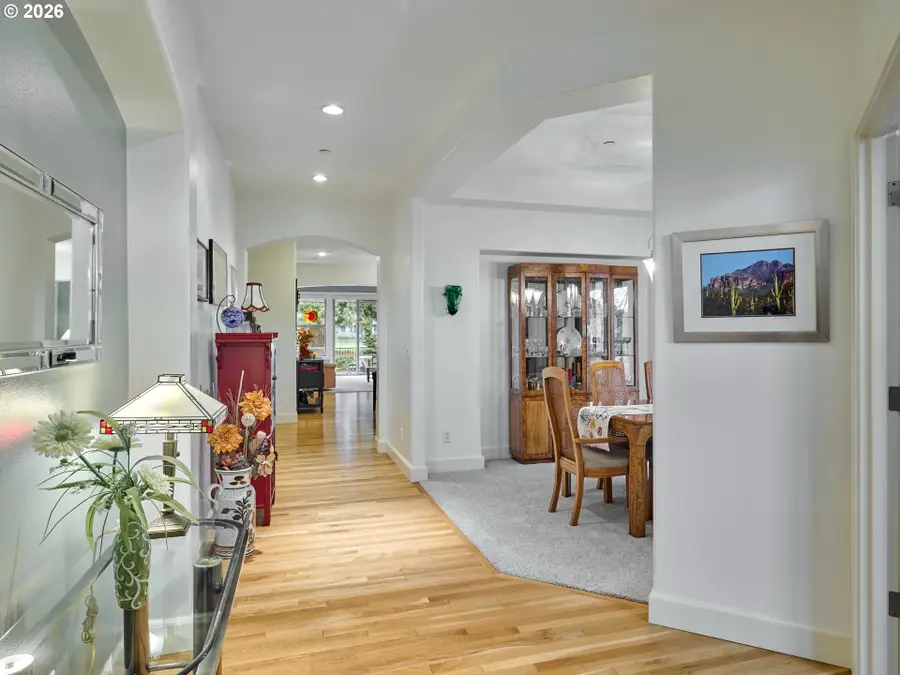 513 Tukwila Dr, Woodburn, OR 97071 - Image #3