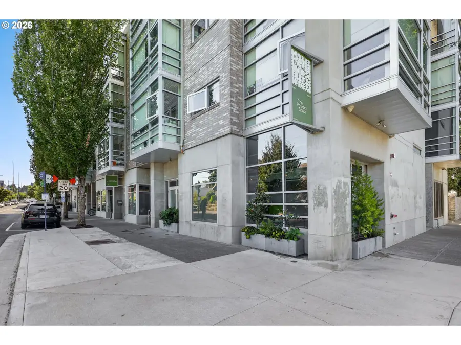 910 SE 42nd Ave #420, Portland, OR 97215 - #2