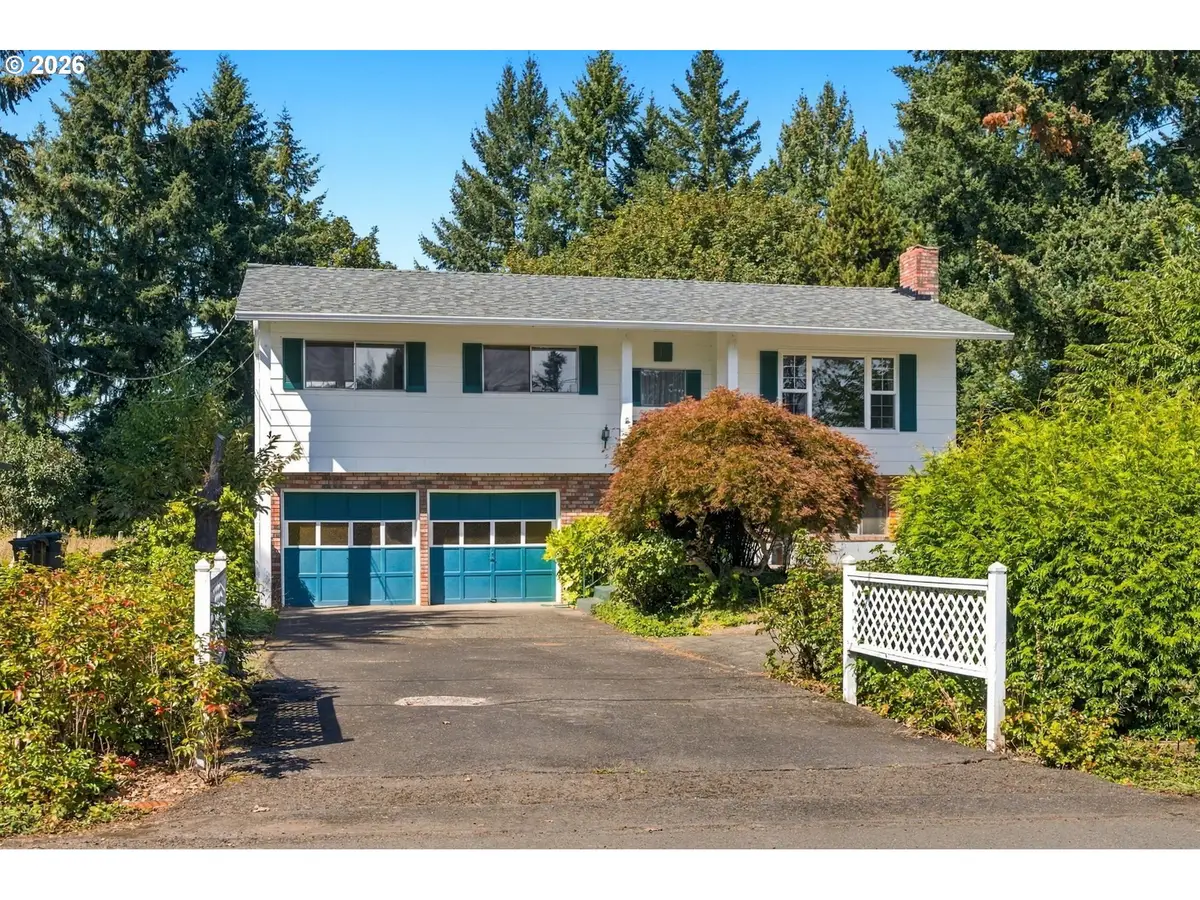 1136 Madrona Dr, Oregon City, OR 97045 - #1