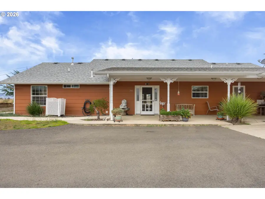 385 Church Rd, Sutherlin, OR 97479 - #3