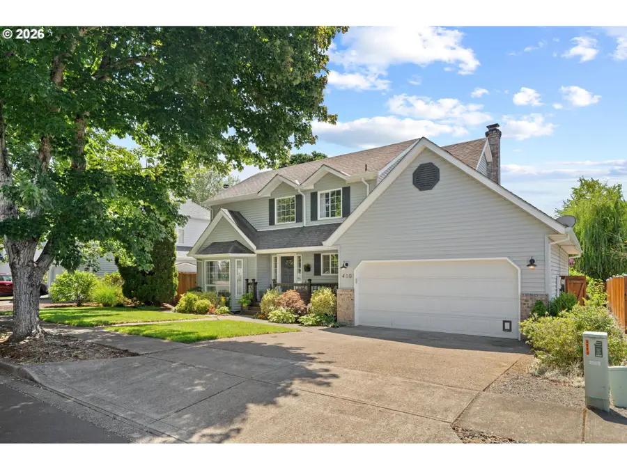 410 E Brandon Dr, Newberg, OR 97132 - #2