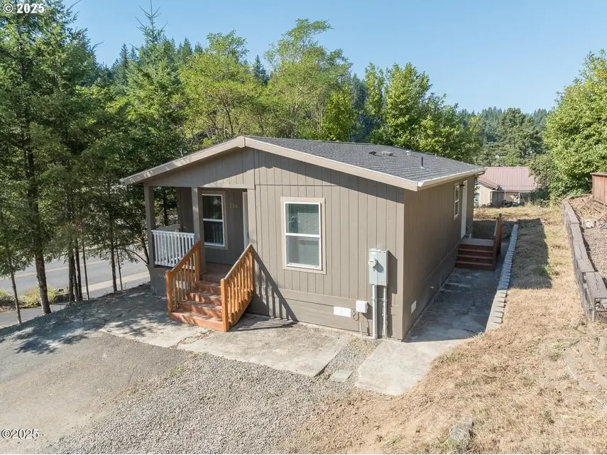 150 NW 5th St, Toledo, OR 97391 - #1