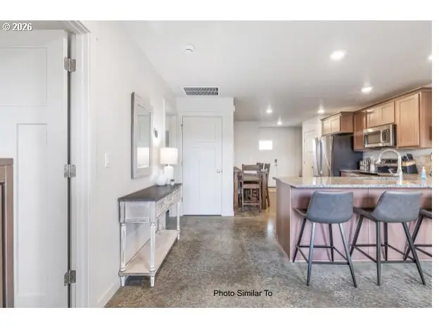 1145 NE 12th St, Hermiston, OR 97838 - #3