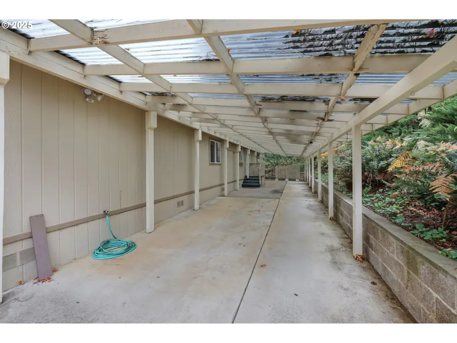 26916 Hwy 36 #3, Cheshire, OR 97419 - Image #3