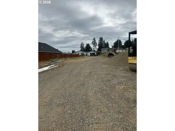 658 Boulder Loop, Creswell, OR 97426