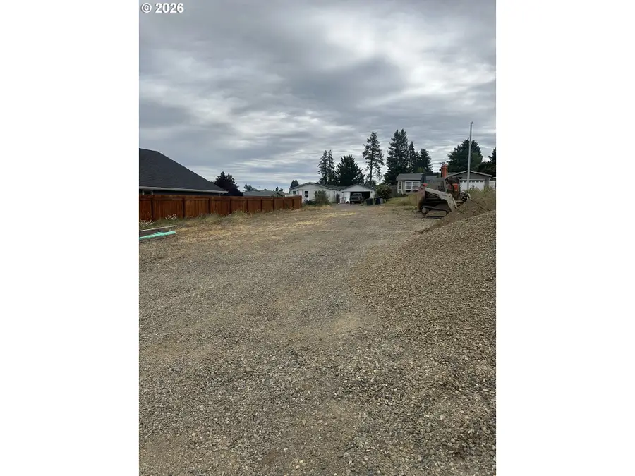 658 Boulder Loop, Creswell, OR 97426 - #2