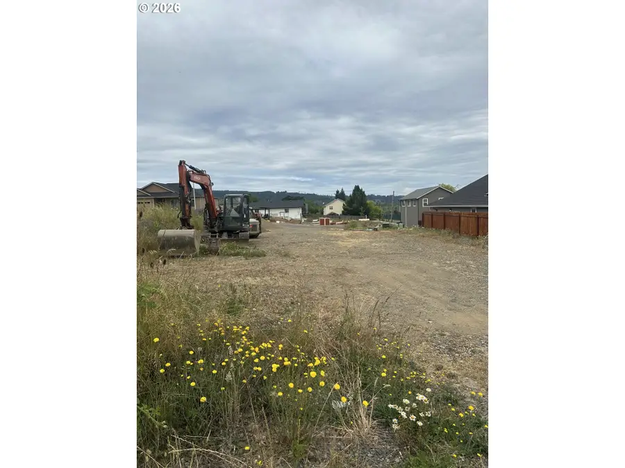 658 Boulder Loop, Creswell, OR 97426 - #3