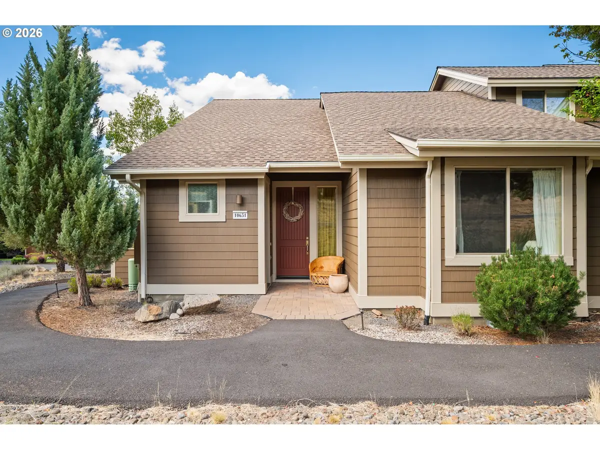 10651 Village Loop, Redmond, OR 97756 - #1