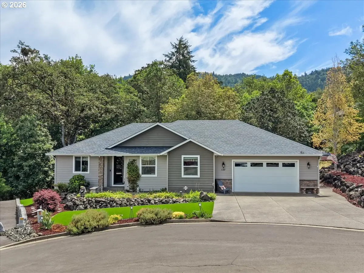 137 Jacks Ct, Winchester, OR 97495 - #1