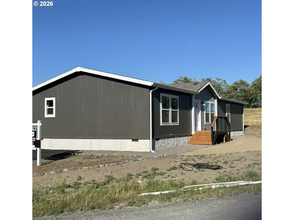 1506 River Rd, Longview, WA 98632