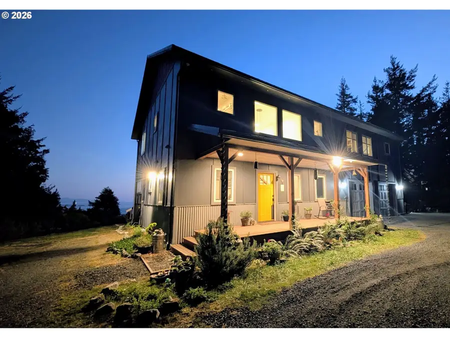 1250 Deady St, Port Orford, OR 97465 - #3