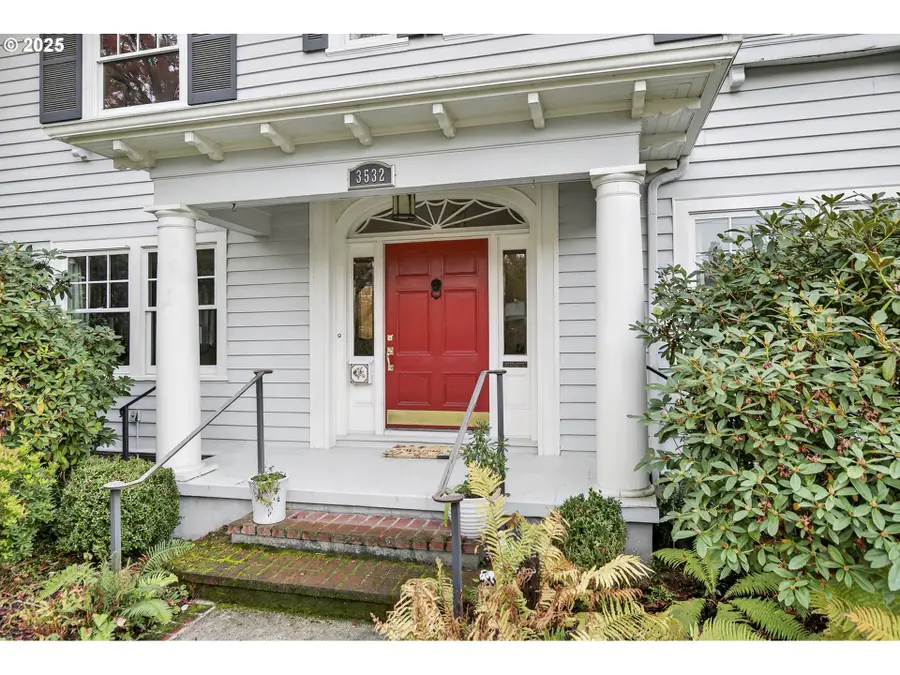 3532 NE Couch St, Portland, OR 97232 - Image #3