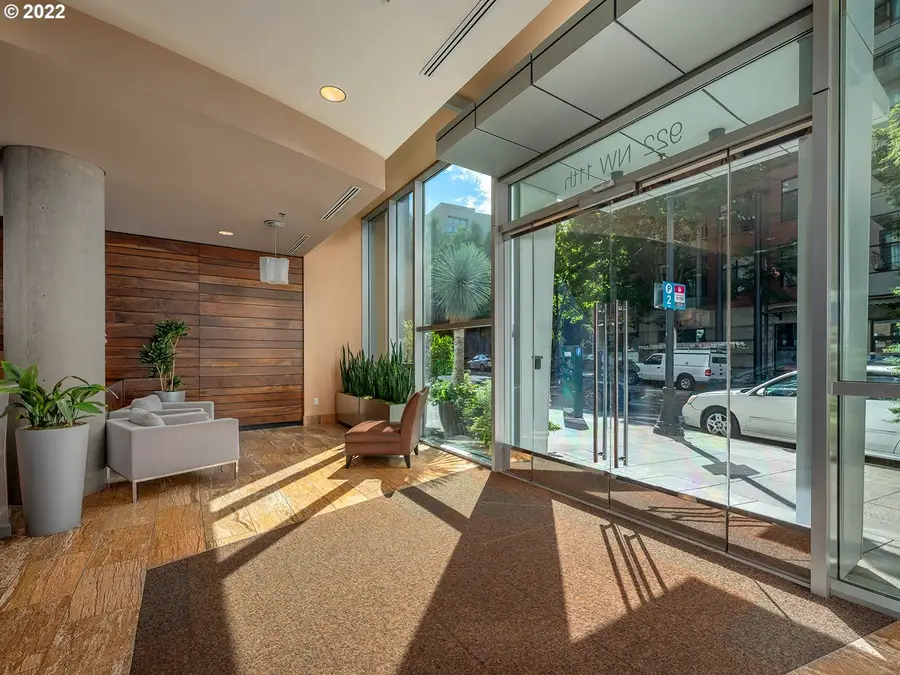 922 NW 11th Ave #914, Portland, OR 97209 - #3