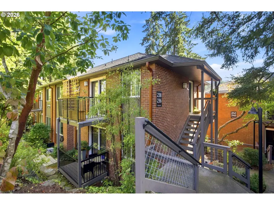 236 Ridgeway Rd #16A, Lake Oswego, OR 97034 - #2