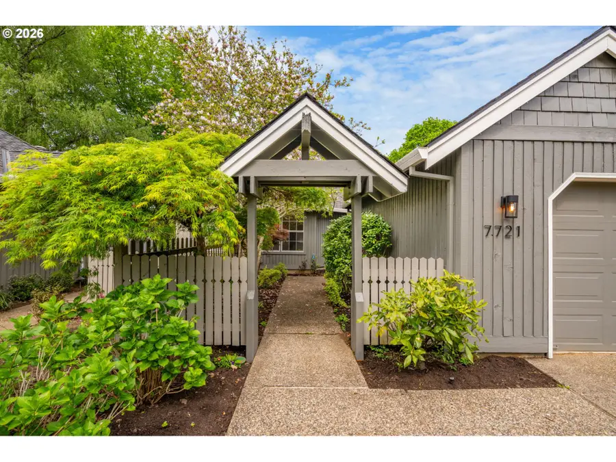 7721 SW Afton Ln, Durham, OR 97224 - #2