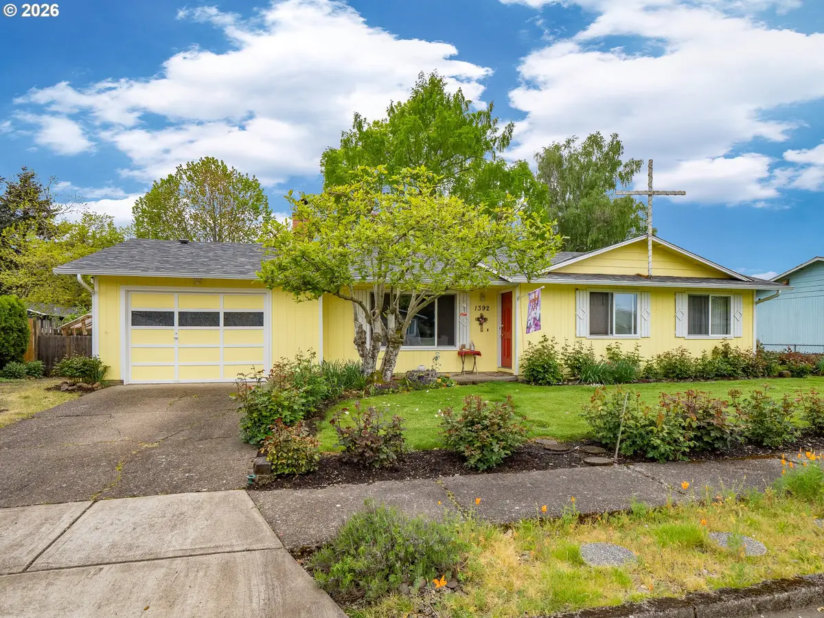 1392 SW Myrtle St, Dundee, OR 97115 - #1