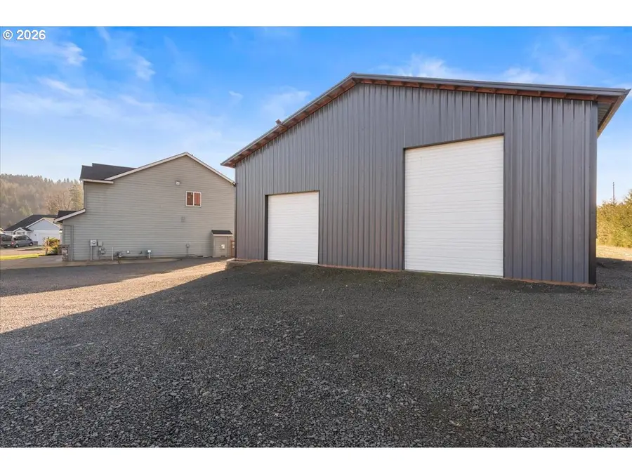 13920 S Lucia Ln, Mulino, OR 97042 - Image #2
