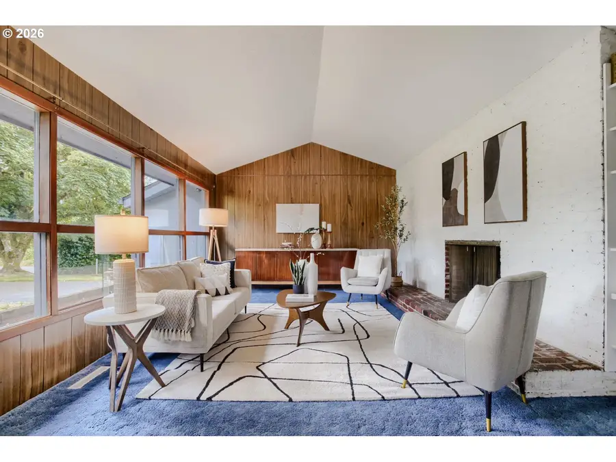 8015 SW Fairway Dr, Portland, OR 97225 - #3
