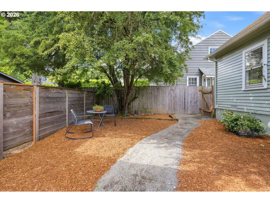 2611 SE 51st Ave #A & B, Portland, OR 97206 - #3