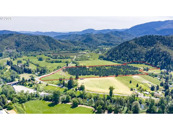 0 Canyonville-riddle Rd, Riddle, OR 97469