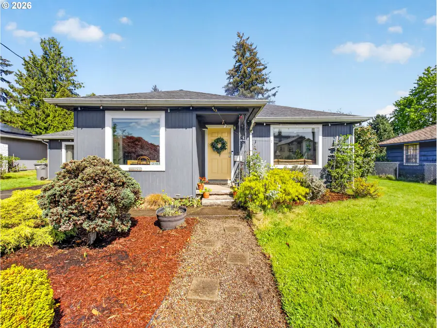 12507 SE Kelly St, Portland, OR 97236 - #2