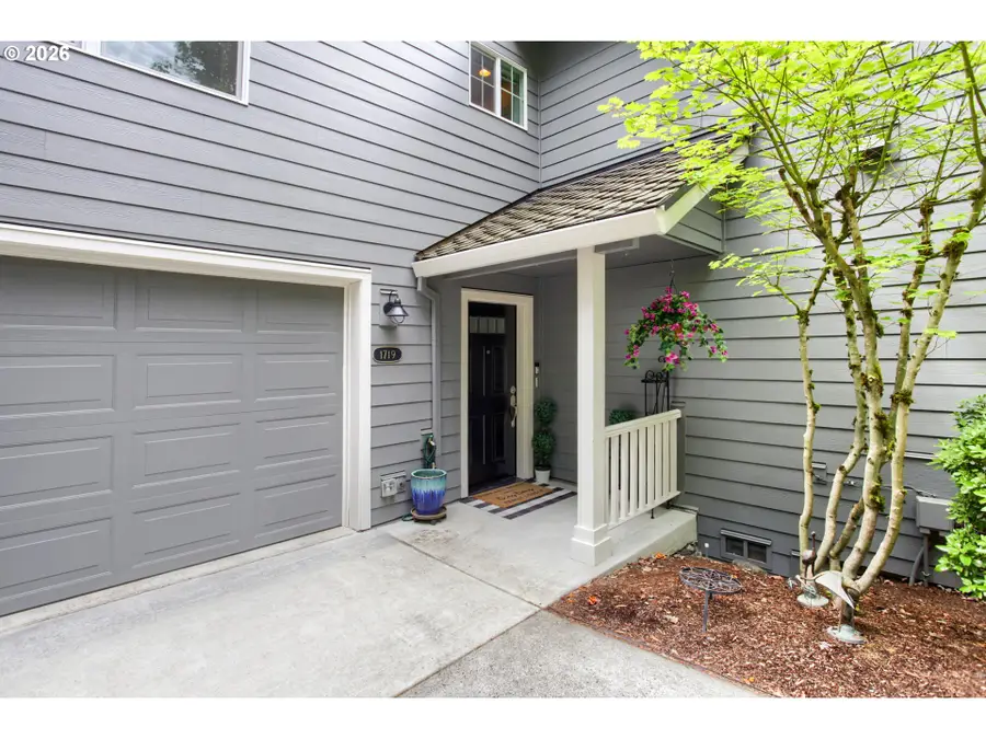 1719 NW Miller Hill Ct, Portland, OR 97229 - #2