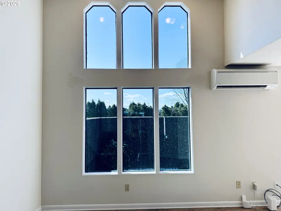 743 Marine View Dr, Longview, WA 98632 - #2