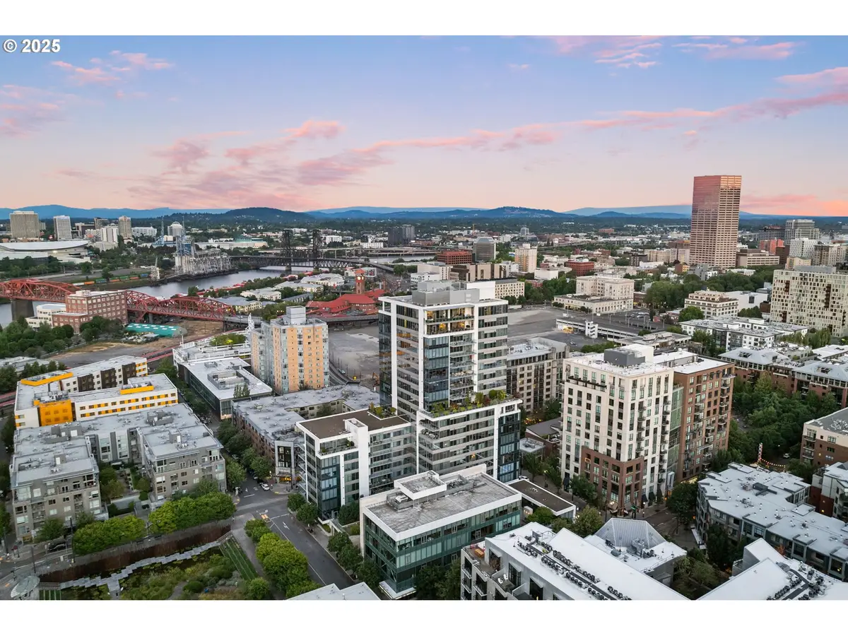 1001 NW Lovejoy St #PH-3, Portland, OR 97209 - #1