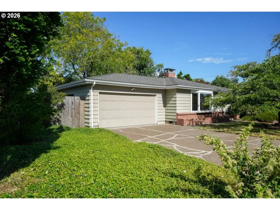 1712 NW 14th St, Corvallis, OR 97330 - #3